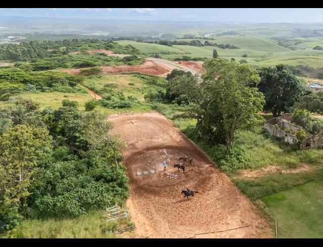 1,880M² VACANT LAND FOR SALE IN SEATON ESTATE